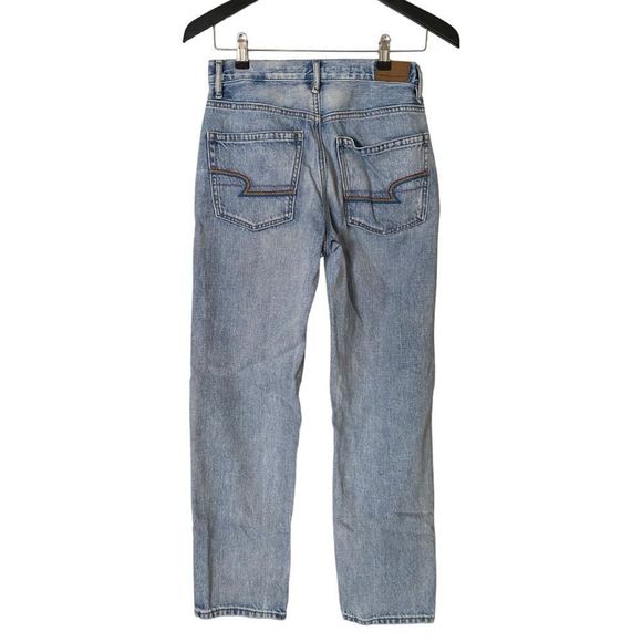 American Eagle: Regular Fit Light Wash Distressed Jeans - Picture 5 of 10